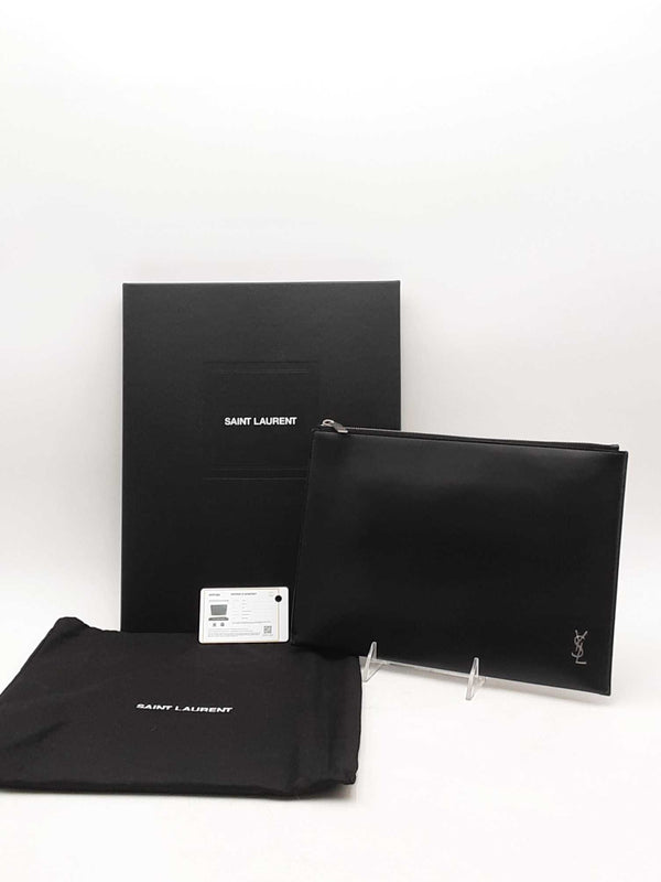 Yves Saint Laurent Zipped Clutch Bag Black Aa0725orzsa