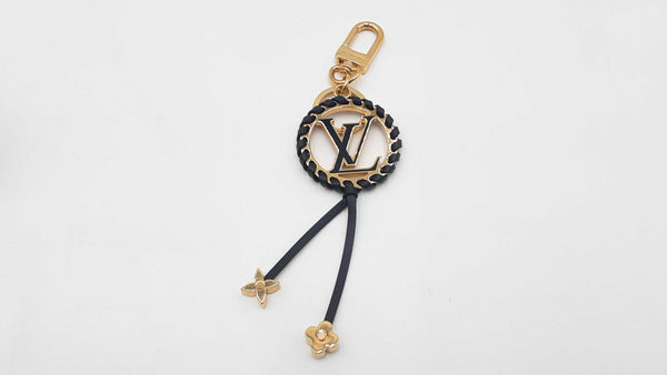 5860 【最終価格】LOUIS VUITTON　キーチャーム　M66783 Louis Vuitton Very Bag Charm And Key Holder Sd0626lpzdu – Max Pawn