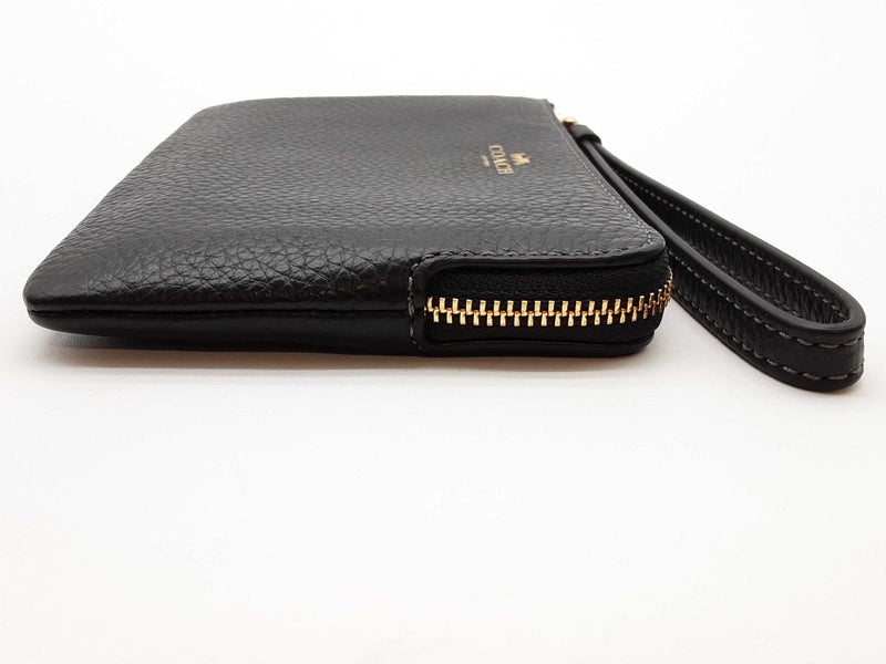 Coach Black Pebbled Leather Zipper Wristlet Do0325lrde