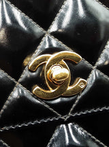 Chanel Square Camera Bag In Diamond-quilted Black Patent Leather Fw0526pezdu