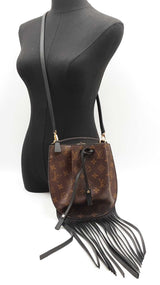 Louis Vuitton Fringed Noe Bucket Bag In Monogram Coated Canvas Fw0925szxdu