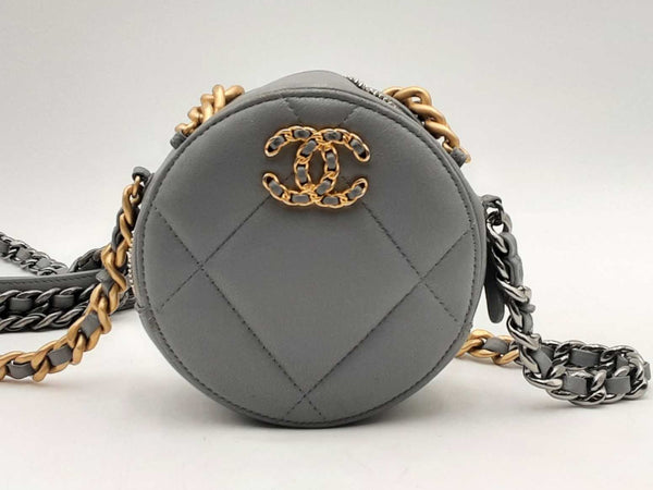 Chanel 19 Round Lambskin Crossbody Gray Aa0525ezxsa