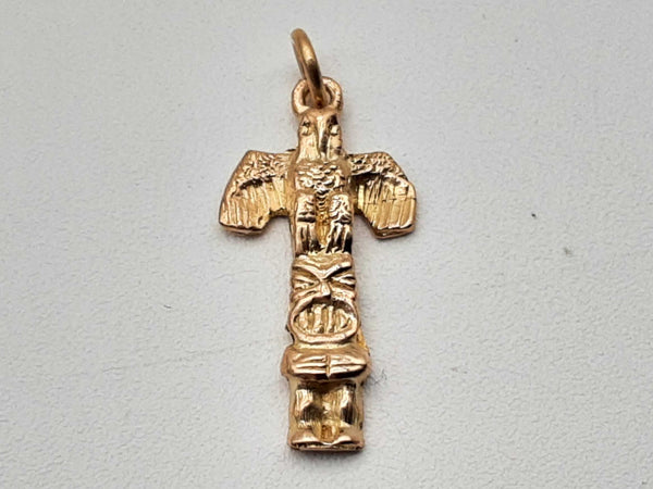 10k Yellow Gold 2.8g Totem Pendant Do0225rxde