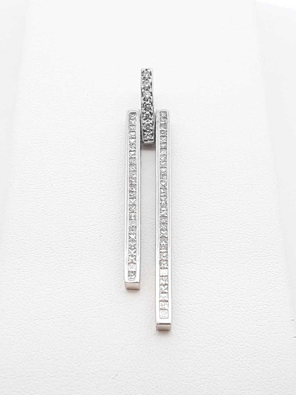 2.26 Diamond Cttw 18k White Gold Tuning Bar Pendant 6.4 Grams Fw0925rcrdu