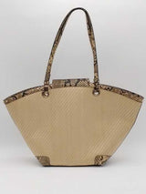 Michael Kors Izzy Straw Tote Bag With Snake Print Beige Aa1026wzsa