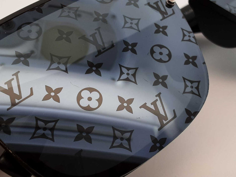 Louis Vuitton Waimea Monogram Lens Sunglasses In Black & Silver Fw1125lrxdu