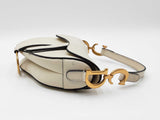 Christian Dior Small Saddle Bag In Craie Grained Calfskin Fw0726rxzdu