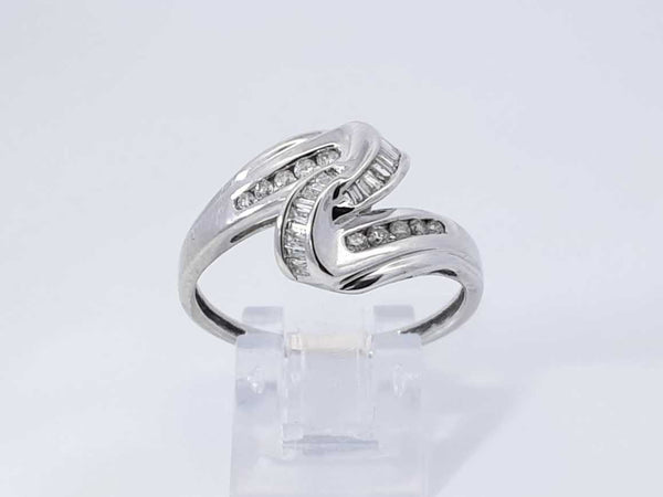 0.26 Cttw Diamond & 14k White Gold Swirl Ring 4 Grams Size 11 Fw0925lczdu9