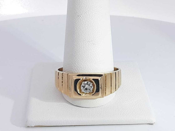0.20 Cttw Diamond 10k Yellow Gold Solitaire Ring 6.1 Grams Size 13.5 Aa1025orzsa