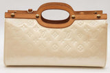 Louis Vuitton Monogram Vernis Roxbury Drive Perle Crossbody Clutch Eb0926rxzde