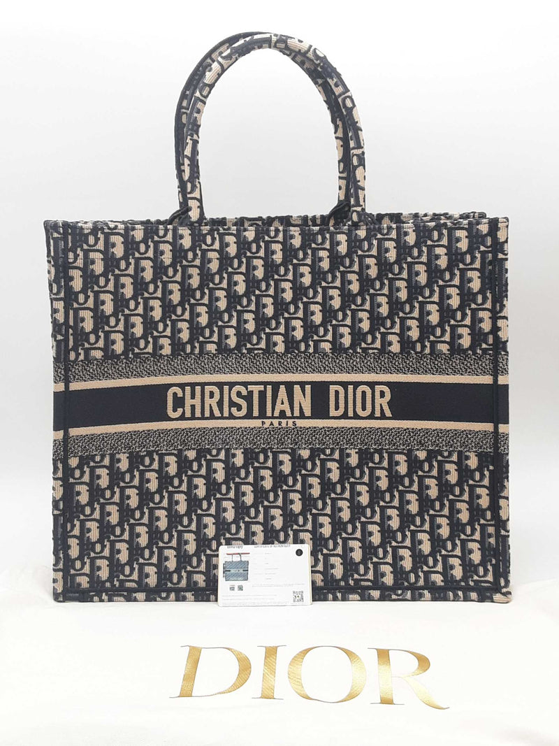 Christian Dior Large Dior Ecru & Blue Oblique Embroidery Book Tote Eb0425lerxsa