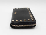 Valentino Garavani Rockstud Zippered Wallet In Black Grained Leather Fw1225oirdu