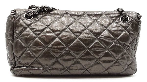 Chanel Quilted Metallic Aged Gray Leather Chain Me Flap Bag Eb1025lpxzdu