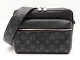 Louis Vuitton Outdoor Messenger In Taiga Leather & Monogram Eclipse Fw0626rzxdu