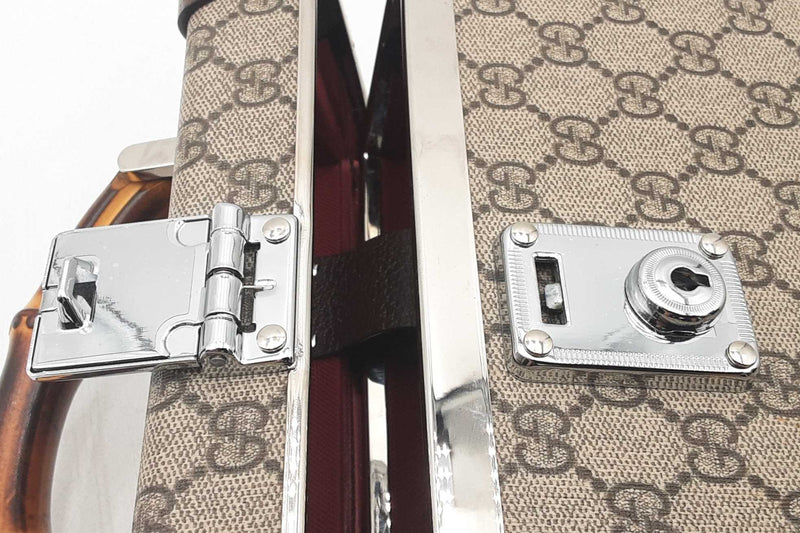 Gucci Supreme Monogram Globe-trotter Bamboo Top Handle Vanity Case Aa0325loxzsa