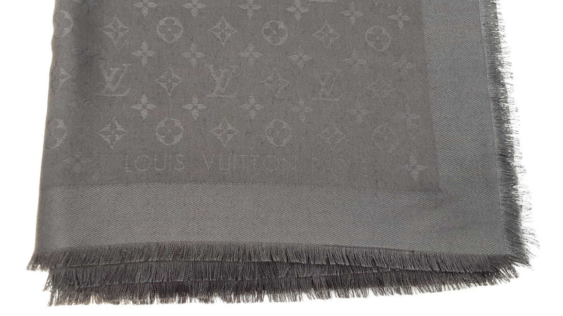Louis Vuitton Monogram Shine Shawl In Black Silk & Wool Jacquard Fw1025wxzdu