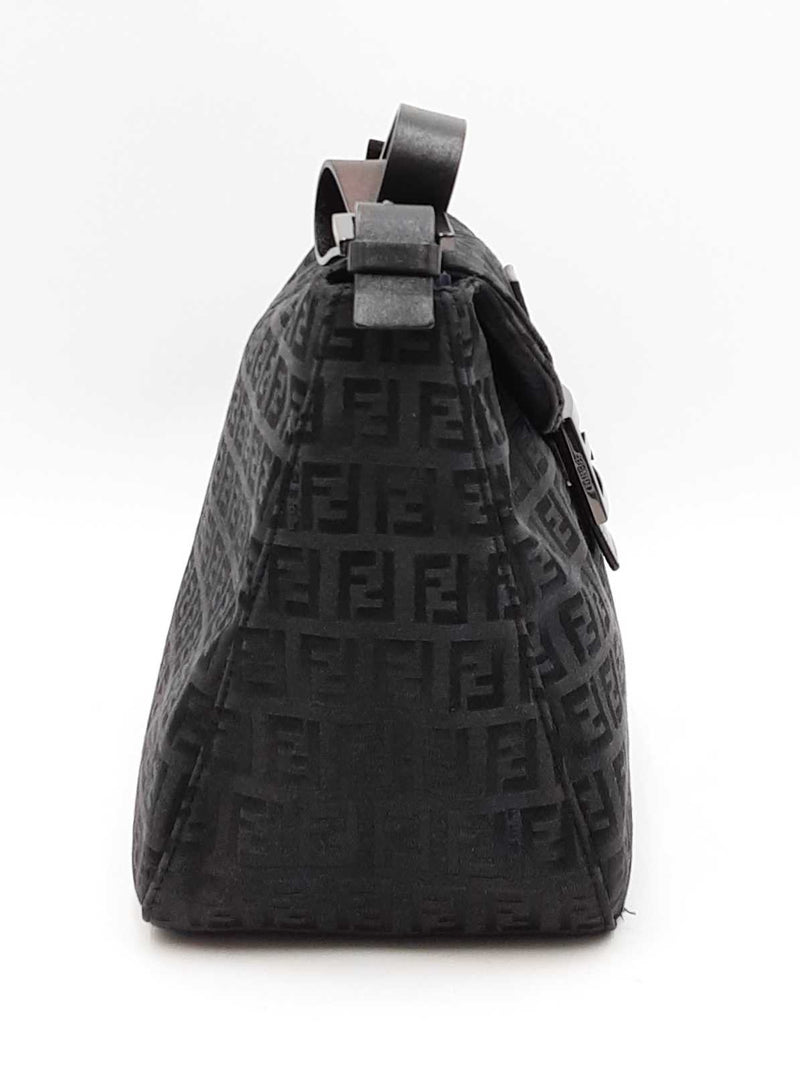 Fendi Baguette Bag In Zucchino Logo Canvas Fw0225orzdu