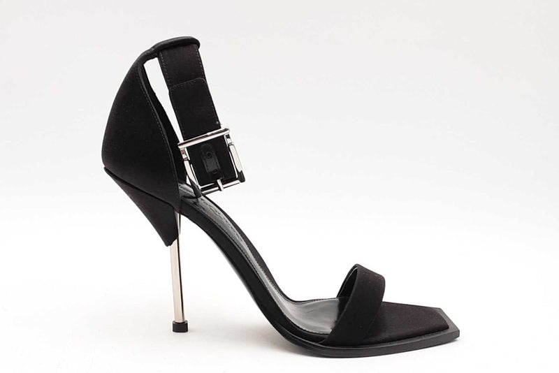 Alexander Mcqueen Black Satin Buckle Ankle Strap Heels Size 39.5 Eb1224lrxsa