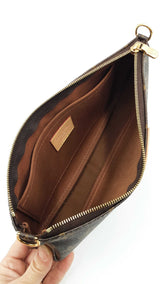 Louis Vuitton Pochette Accessoires In Monogram Canvas & Pink Strap Fw0326czxdu