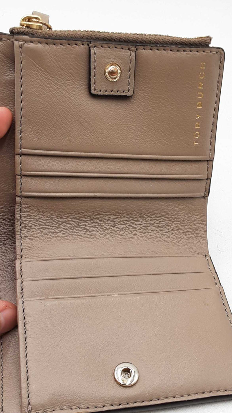 Tory Burch Peace Leather Wallet Eb1225rxdu