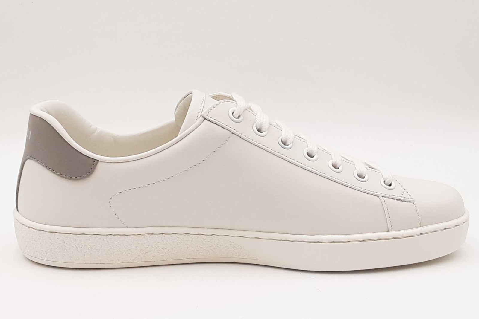 GUCCI ホワイト バレエシューズ Gucci Aces Perforated Interlocking G Leather Sneakers Size 7