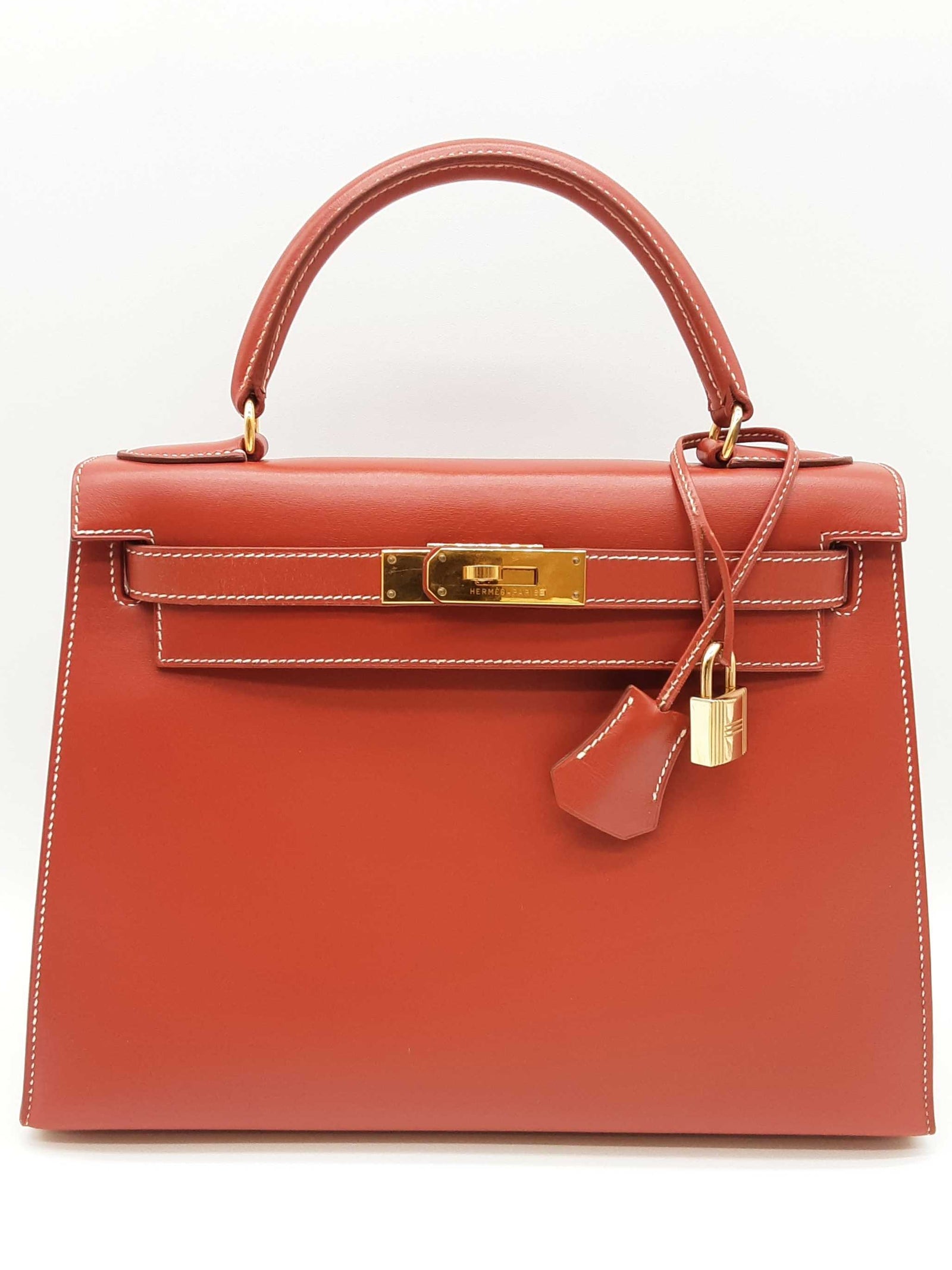 Hermes Kelly 28 Brique Red Box Calf Gold Hardware Handbag
