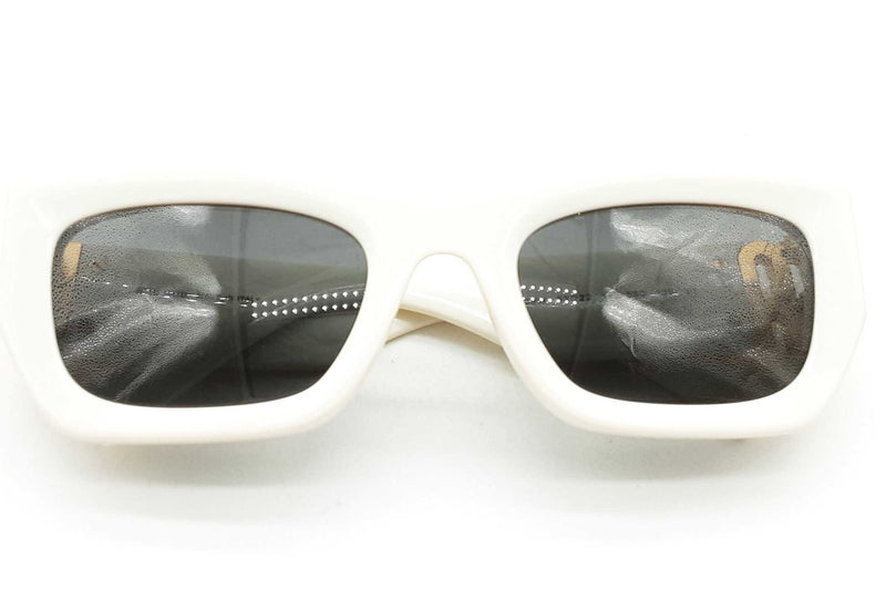 Miu Miu Smu 09w White & Gold Cat Eyed Sunglasses Lh1124crde