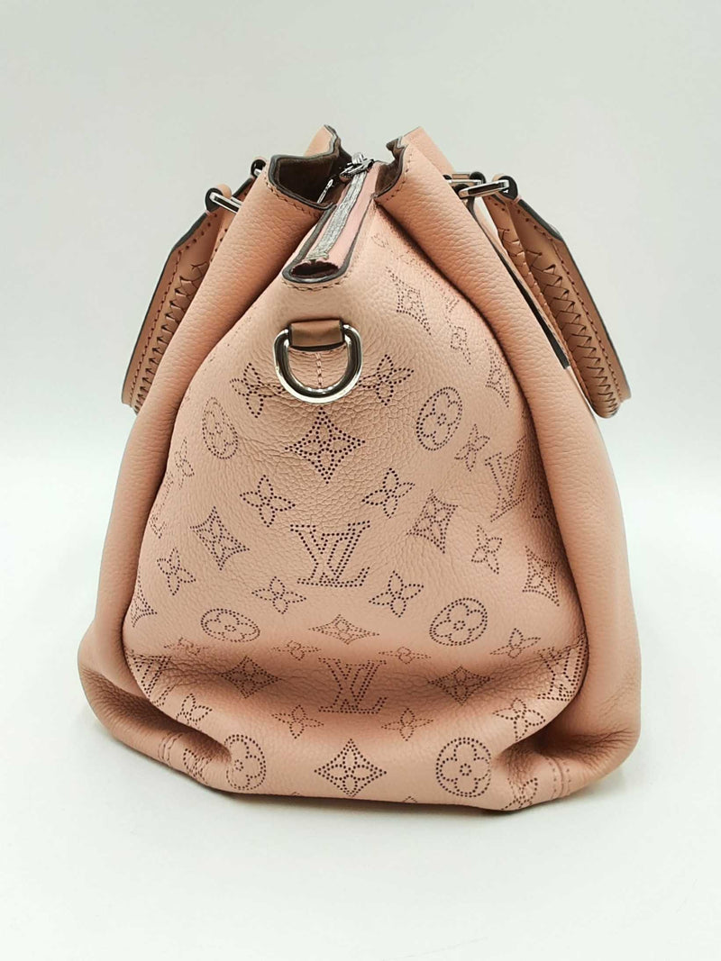 Louis Vuitton Mahina Haumea Leather Handbag In Magnolia Pink Fw0225lorzdu
