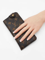 Louis Vuitton Etui Mm Sunglasses Case In Monogram Coated Canvas Fw1026lxzdu
