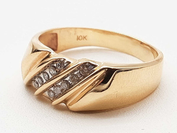 0.10 Cttw Diamonds 10k Yellow Gold 3.5g Ring Size 9 Do0425lxzde
