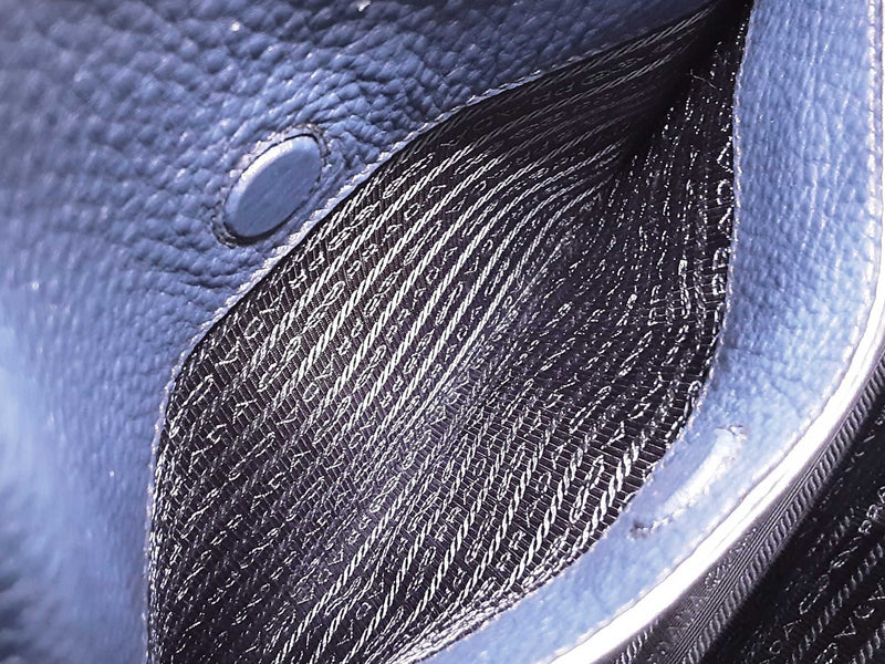 Prada Navy Blue Pebbled Leather Hobo Tote Bag Do0525rrxde
