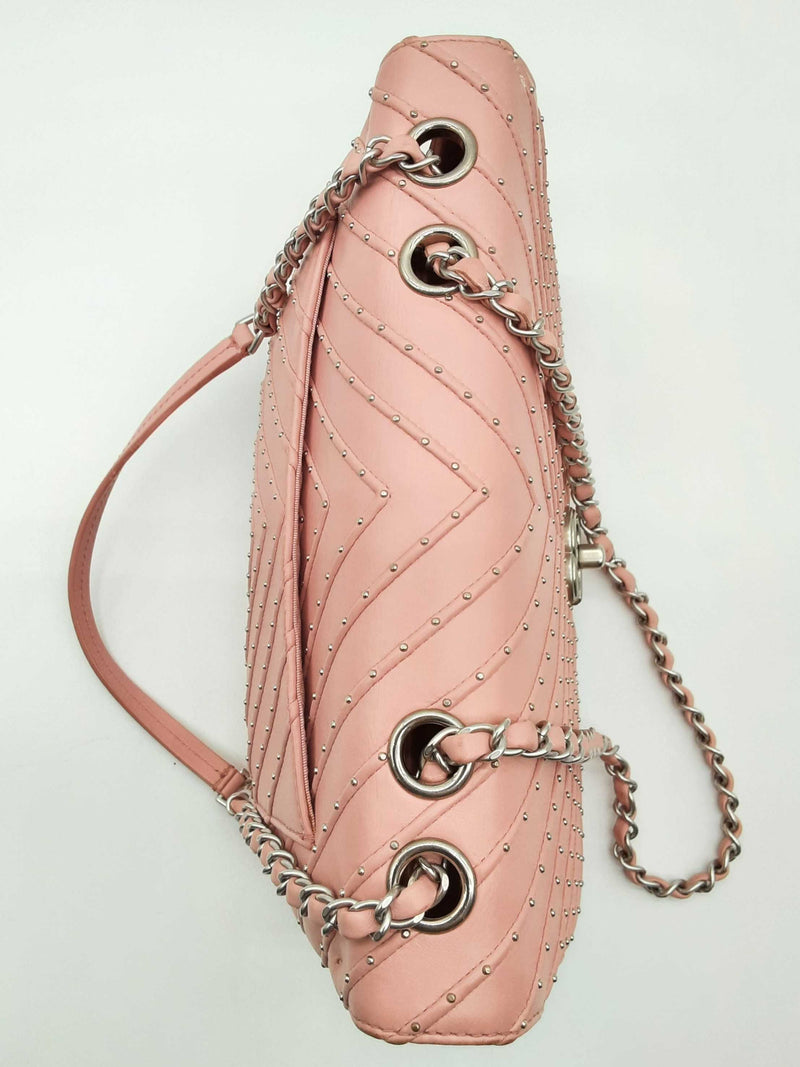 Chanel Flapbag Light Pink Leather Studded Chevron Shoulder Bag Do0924ooxzde