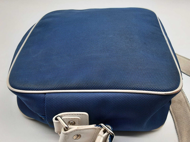 Chanel Airlines Blue White Nylon Messenger Bag Do1224crxde