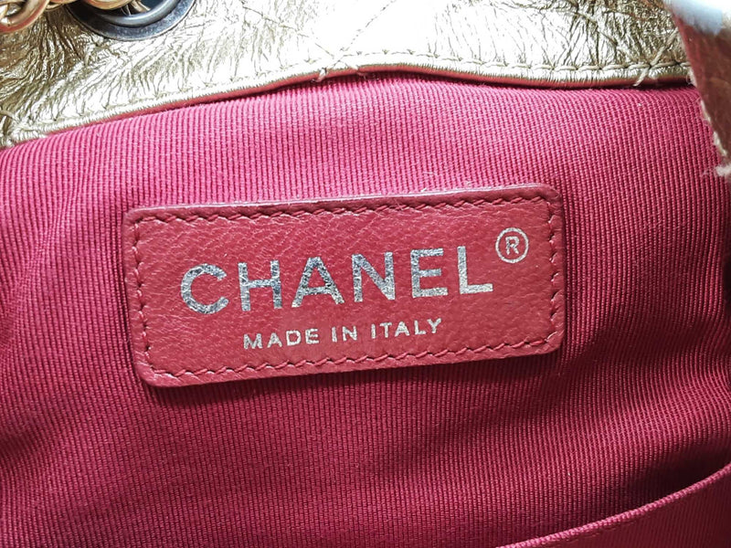 Chanel Gabrielle Metallic Gold Quilted Leather Backpack Do0525lrxzde