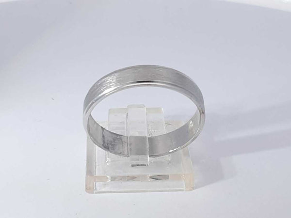 10k White Gold 3.8 Grams Wedding Band Size 12 Aa0825ersa