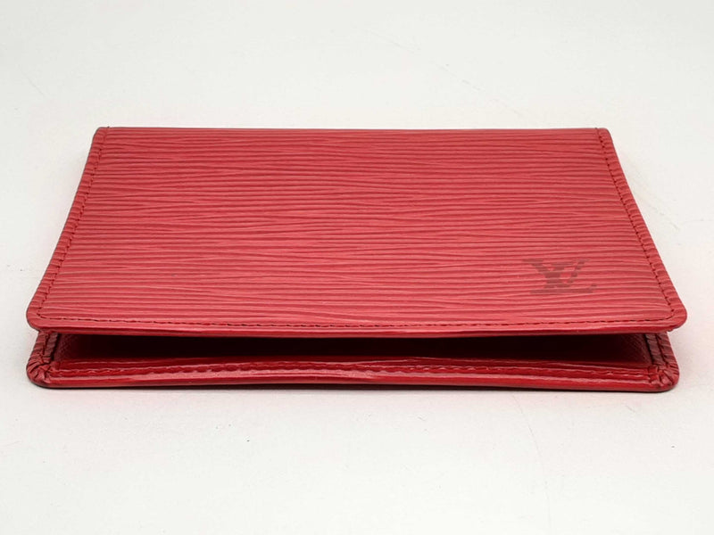 Louis Vuitton Couverture Passeport Red Epi Leather Card Holder Do1024loxde