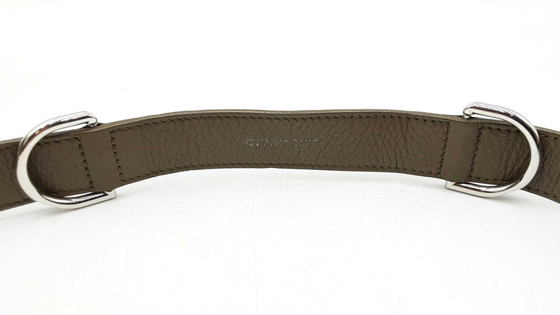 Givenchy Voyou Shoulder Bag In Dark Khaki Tumbled Leather Fw0925pzxdu