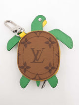 Louis Vuitton Lv Turtle Pouch Bag Charm With Monogram Canvas Shell Eb0126wcrsa