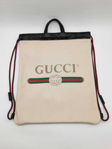Gucci 516689 Printed Logo Beige Leather Drawstring Backpack Do0326wxzde