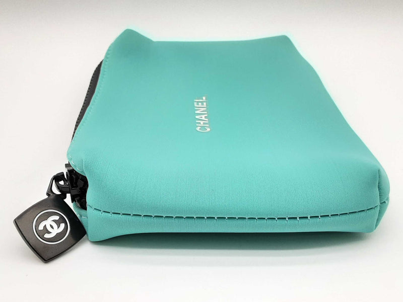 Chanel Vip Tiffany Teal Blue Neoprene Cosmetic Bag Do0225oxde