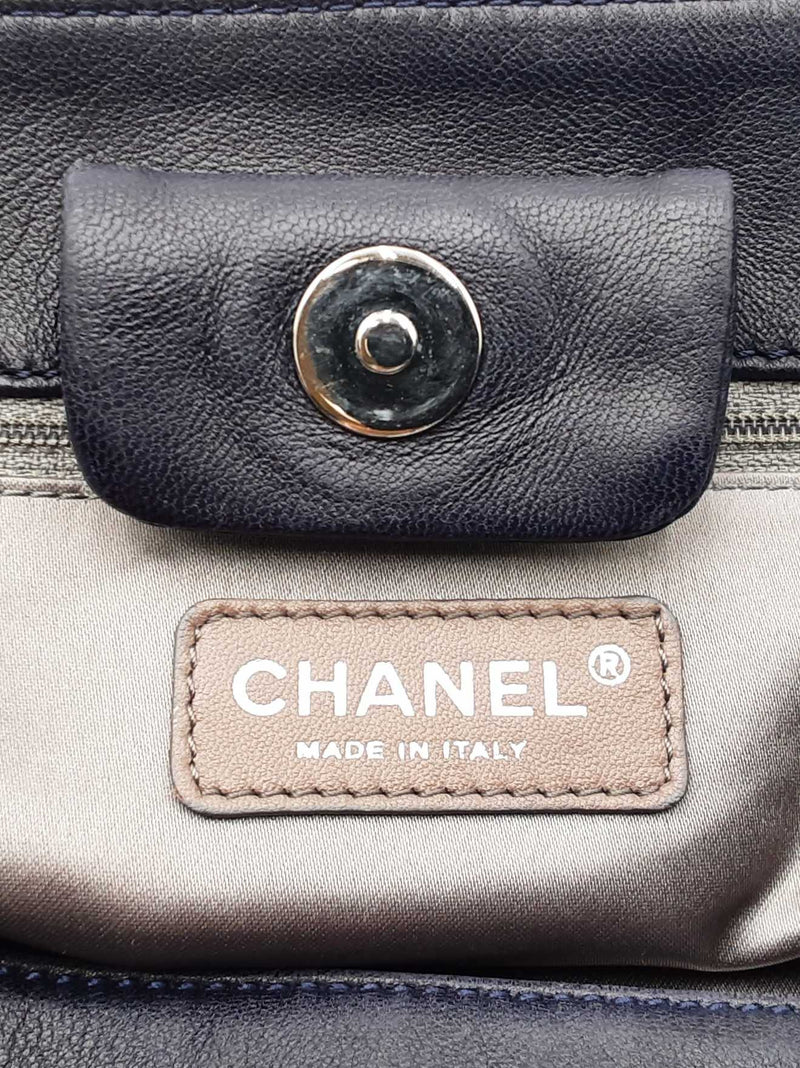 Chanel Pearl Obsession Tote Bag In Black Lambskin Fw0925lezxdu