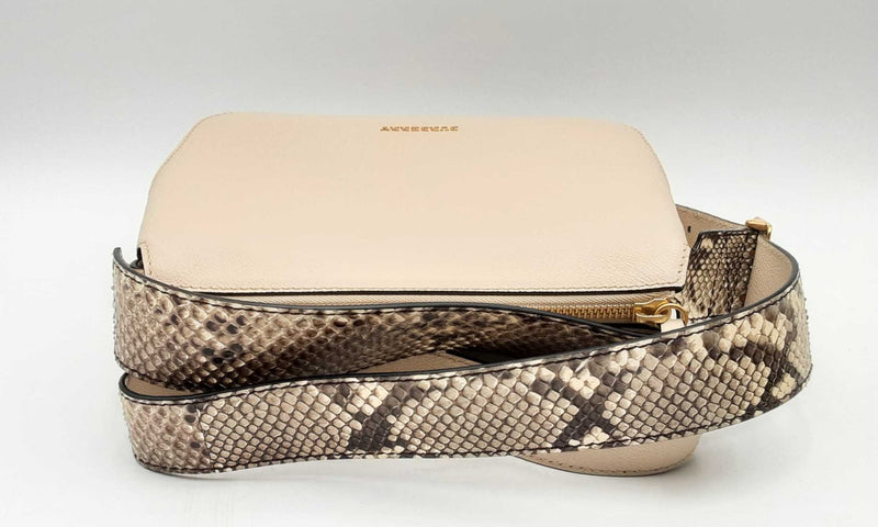 Burberry Python-trimmed Helmsley Crossbody Hs0124ixzsa