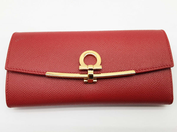 Salvatore Ferragamo Gancini Red Leather Continental Wallet Do0925lrxde
