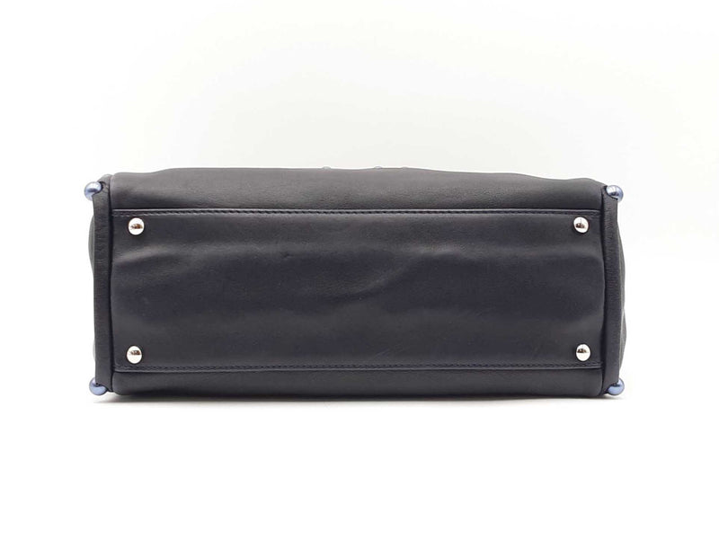 Chanel Pearl Obsession Tote Bag In Black Lambskin Fw0925lezxdu
