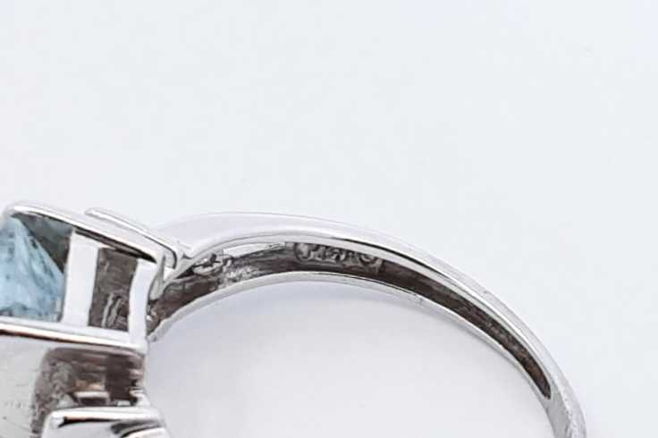 Blue Gemstone & Diamond Ring In 14k White Gold 3.5 Grams Size 6.25 Eb0725lordu