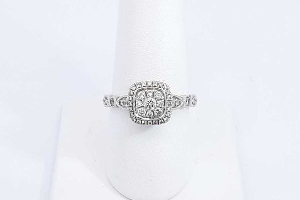 Approx. 0.45ctw Diamond Ring In 14k White Gold 3.5 Grams Size 8 Eb0824lixdu