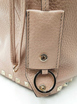 Valentino Garavani Rockstud Bucket Bag In Rose Quartz Grainy Leather Fw0926orxdu