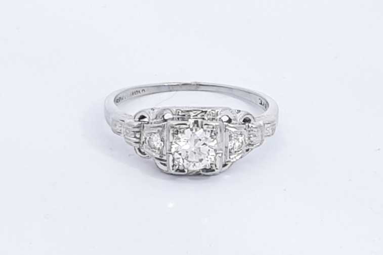 Approx. 0.51ctw Diamond Ring In 18k White Gold 2.7 Grams Size 8.25 Eb0924irxsa