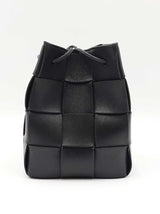 Bottega Veneta Cassette Bucket Bag In Black Maxi-intrecciato Lambskin Leather Fw0726izxdu