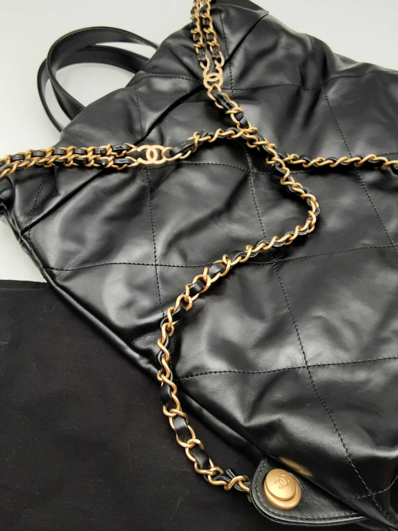 Chanel 22 Black Quilted Leather Backpack Eb0225olxzsa